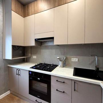 Продаж 2 кімнатної квартири з новим ремонтом в центрі м.Кропивницький