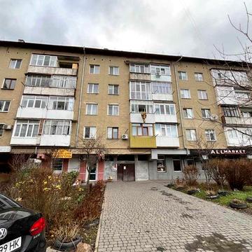 Продається 1 кім. біля парку Шевченка