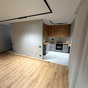 Продам 2-ку на Украинской 98