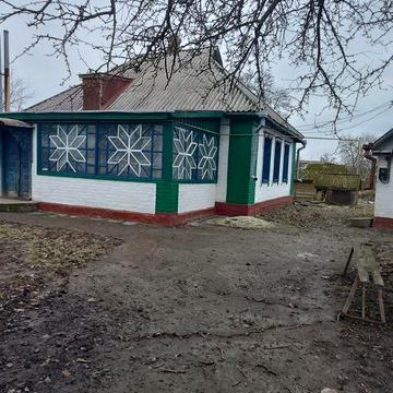 Продається садиба с.В.Булатець Лубенського району.