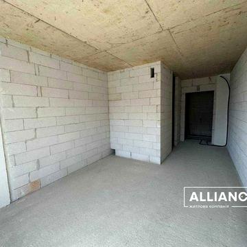 Продам 1км квартиру сирець під ремонт в MANHETN UP