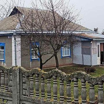 Будинок в місті неподалік центру – вул. Футбольна Є відеоогляд