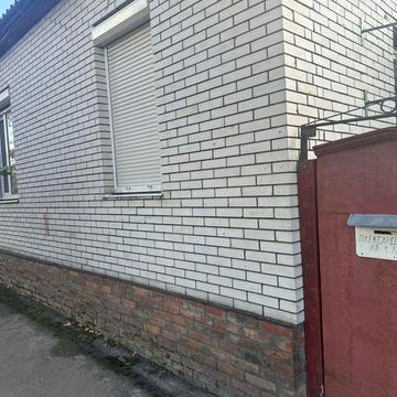 Продається частина будинку під ремонт