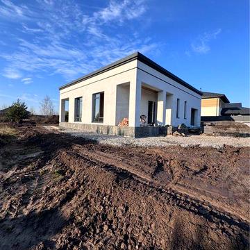 Сучасний одноповерховий будинок у с. Зарічани!БЕЗ КОМІСІЇ!