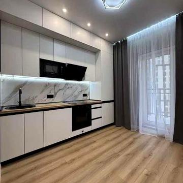 Продам 1 квартиру в центрі Києва