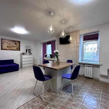 Продам 3х кімнатну квартиру з ремонтом