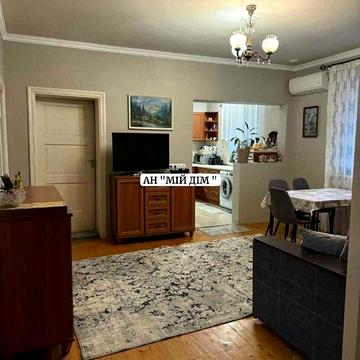 Продається гарний будинок