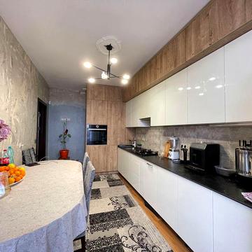 Продається 3кімн новобудова. Вулиця Каспрука біля ТЦ Майдан