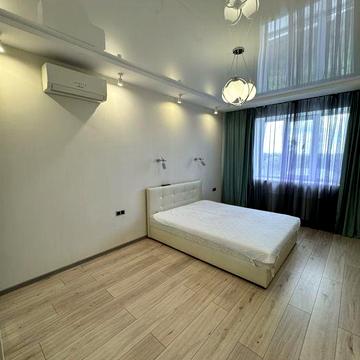 Сдам Квартиру с Хорошим Ремонтом,парк Горького