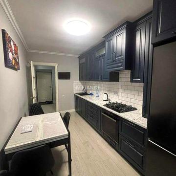 Оренда 2 км квартири в новобудові біля центру