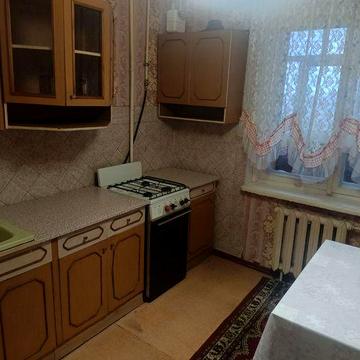 Оренда 1кім в районі Л.Лукяненка