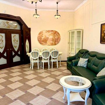 Власник Продам котедж , з бомбосховищем, метро Студентська ТОРГ