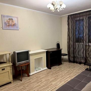 Продам 1 кв.4/9 Дружбы Народов(Сев.-2)