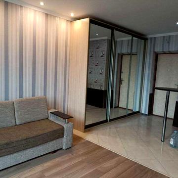 Оренда 1к кв м Іподром Юлії Здановської 50/2