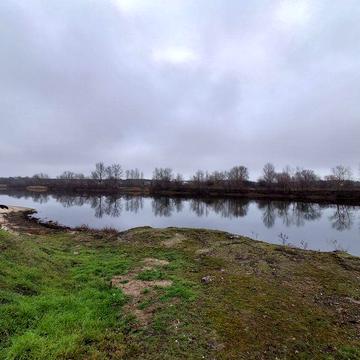 Продам дачу на Левом берегу с/о Днепр