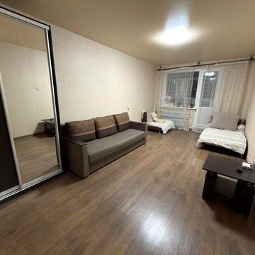 Аренда 1к кв ул Героев Труда 522мкр