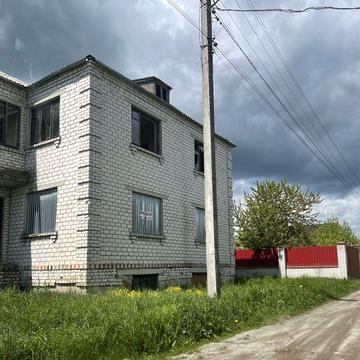 Незакінчений будинок