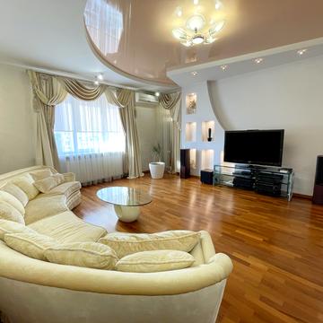 Володимира Івасюка просп. (Героїв Сталінграду), 6