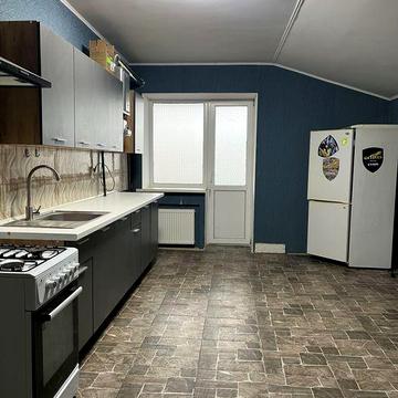 Продам велику 1 кімнатну квартиру в новобудові