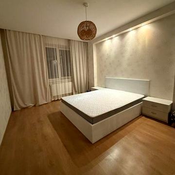 Здається чудова 2 кімната квартира на Поділля.