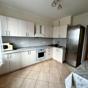 Здається класна 2 к квартира в ЖКЛісовий квартал Варіанти