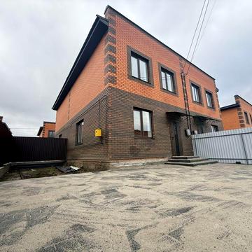 Продам таунхаус з ремонтом