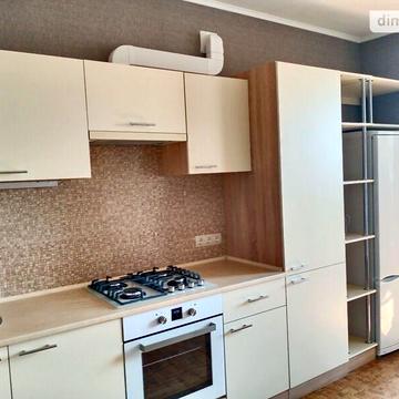 Довгострокова оренда 2к Квартира Ризоля (Судця Маршала) вулиця