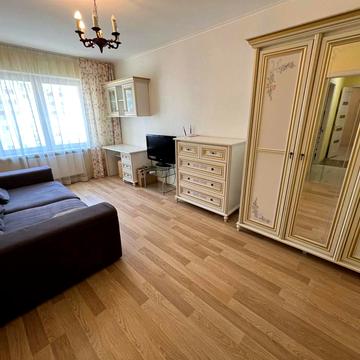 Єлизавети Чавдар вул., 38