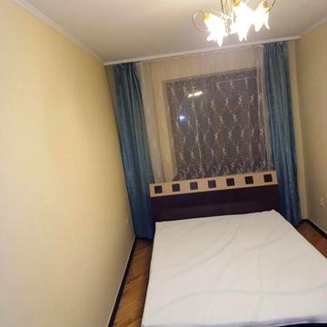 Гетьмана Павла Полуботка вул., 21