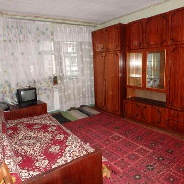 2 кімнатна роздільна квартира, вулиця Гроденська 3/5.