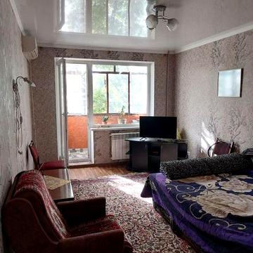 Оренда однокімнатної квартири по вулиці Космонавтів, Саксаганський