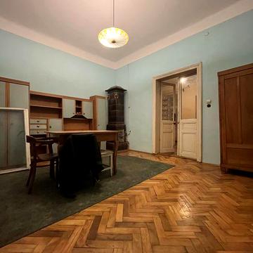 Продаж 2 кім Коперніка( Банківська)