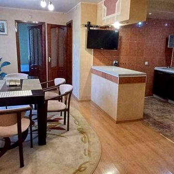 Продається квартира 200 м.кв