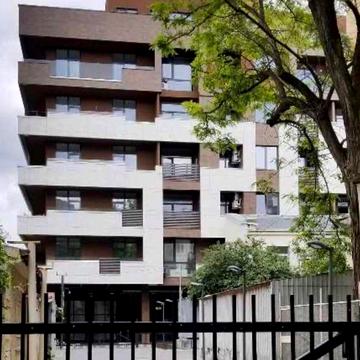 Сдам квартиру в долгосрочную аренду квартиру евро двушка Центр от собс