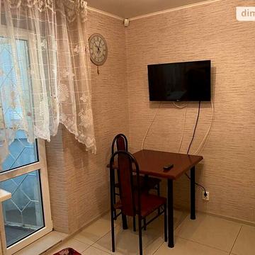 Довгострокова оренда 1к Квартира Михайла Гориня (Скрипника) вулиця