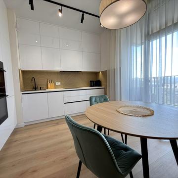 Бульварно-Кудрявська вул. (Воровського), 17