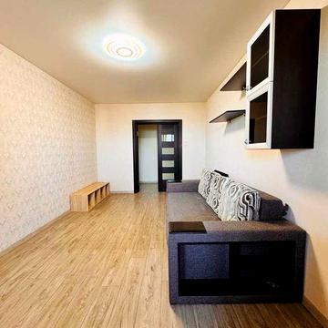 Продаж 3 кімн Урлівська 20