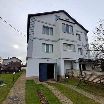 Продається частина будинку на Вінницьких Хуторах