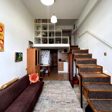 Двухуровневая смарт-квартира. «Метро Центральный рынок»