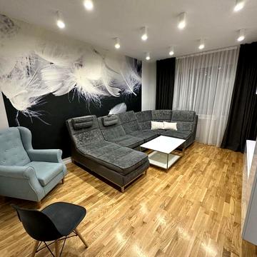 Сдам 3х.кв. 4/5 S-86м2. в центре Харькова , ул.Чернышевского 86.