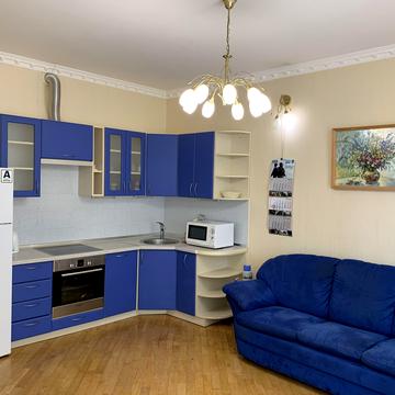 Антоновича вул. (Горького), 72