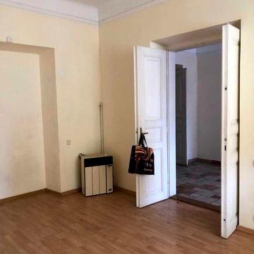 Продаж 2-кім квартира 41 м² 1/3ц вул.Івана Франка 85000$ ЖК Галицький