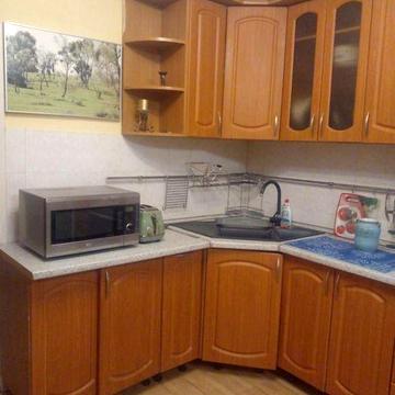 2-кімн. Мокра (Кудряшова) 3 метро Вокзальная 68 м2 ремонт