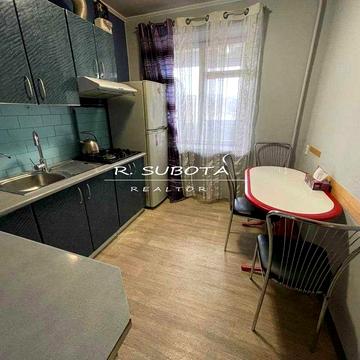 2к. ул. Михаила Грушевского в р-не "Троицкий рынок" самый Центр