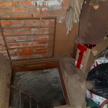 Здам сарай (вул. ГАСТЕЛО ) з капітальним погрібом