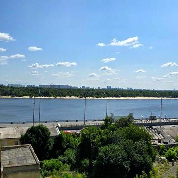 Квартира з терасою з краєвидом на Дніпро історична частина Подолу