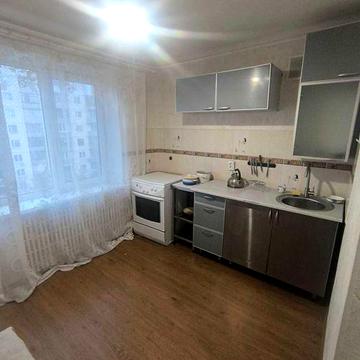 Продам 1кв улучш.планировки,ул Богомольца,район з-да Шевченко