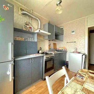 Продам 2-к квартиру Перемога-3 Набережна Варус