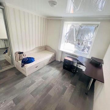 Продаж трикімнатної квартири