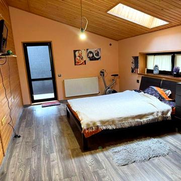 Оренда будинку у с. Дубляни  кілька км.від Львова